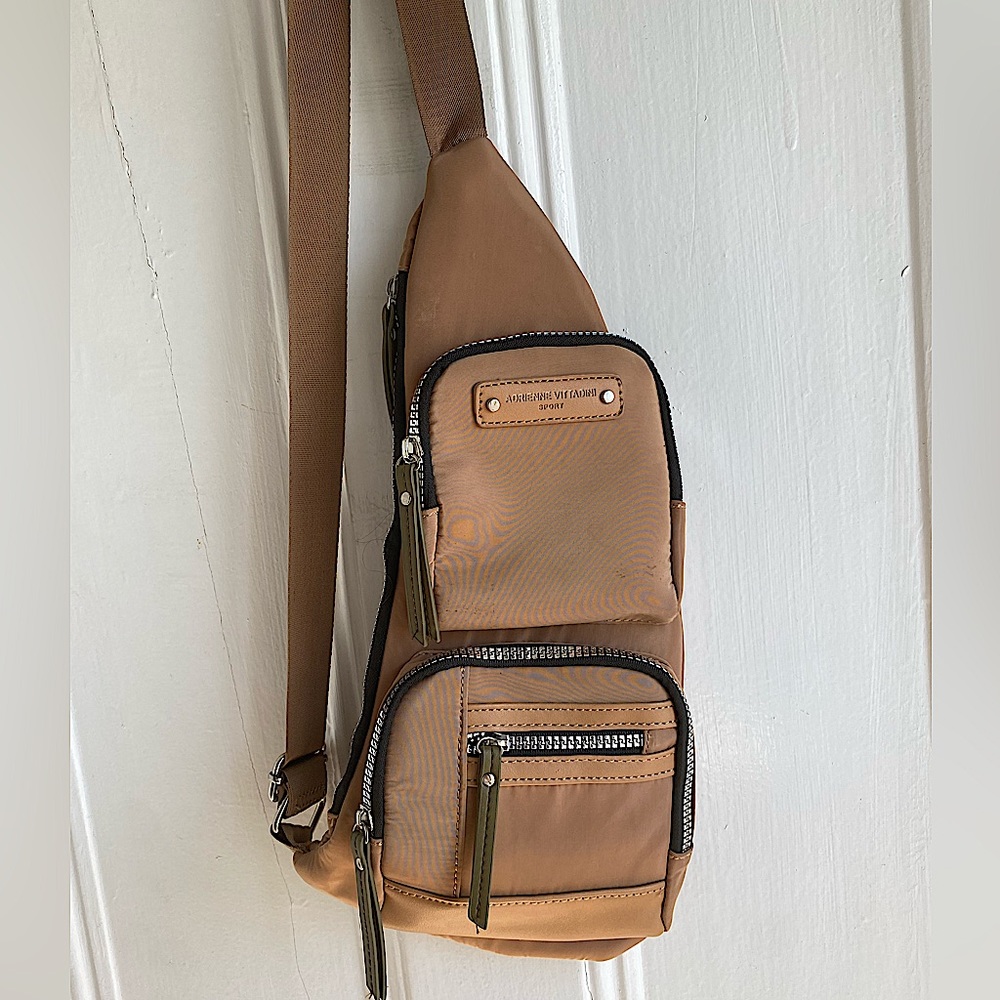Adrienne Vittadini® Tan
Sport Collection Unisex Nylon Sling
Bag